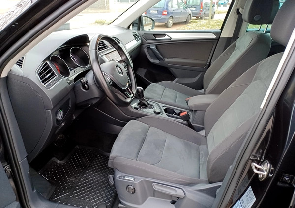 Volkswagen Tiguan cena 97900 przebieg: 153000, rok produkcji 2019 z Gołańcz małe 742